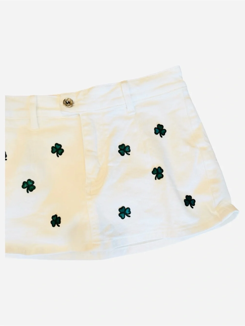 NWOT White Denim Skort Skirt Shamrocks Irish Low Rise S Lucky
